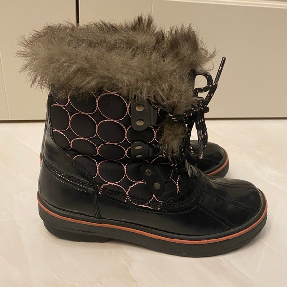 Girls Snowboots Black and Pink Waterproof - Picture 2 of 6